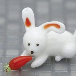 ウサギのガラス細工