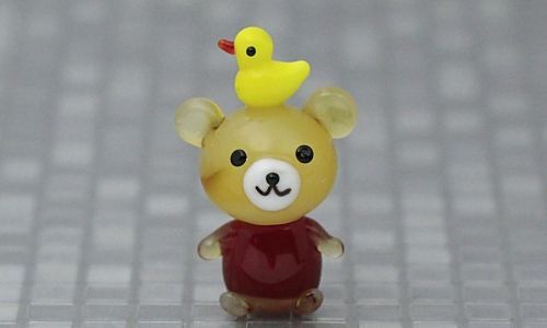 クマとヒヨコのガラス細工