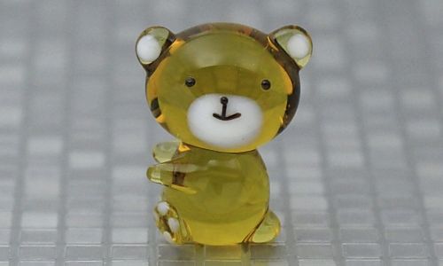 クマのガラス細工