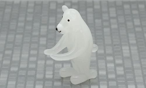 シロクマのガラス細工